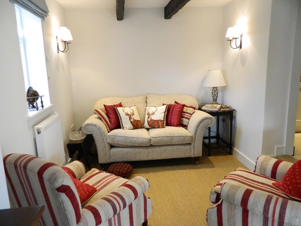 Henry VIII Cottage In The Heart Of Henley Экстерьер фото