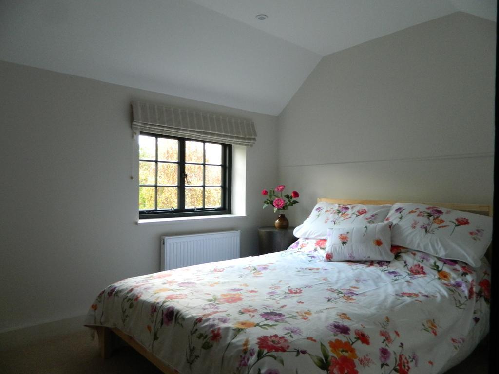 Henry VIII Cottage In The Heart Of Henley Экстерьер фото